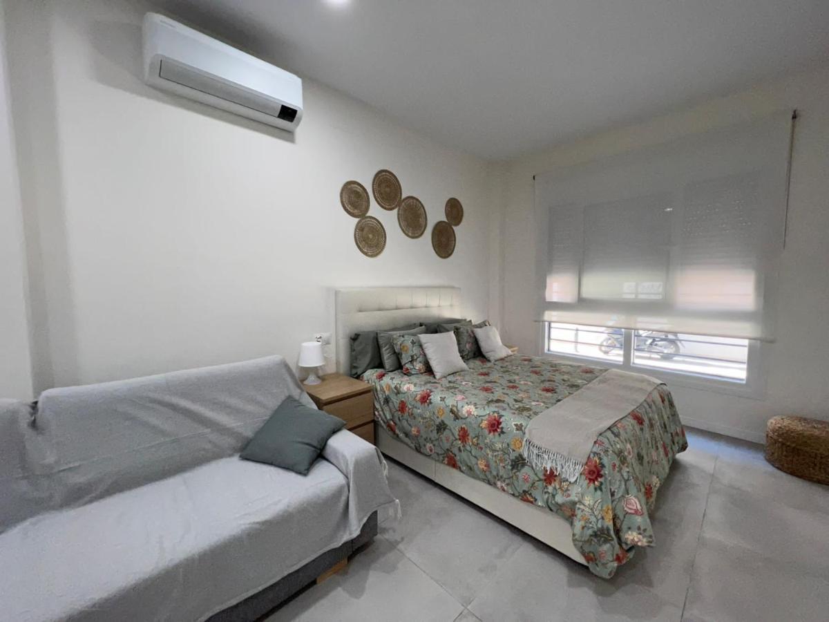 Centro Estudio Trinidad Malaga 3 Εξωτερικό φωτογραφία