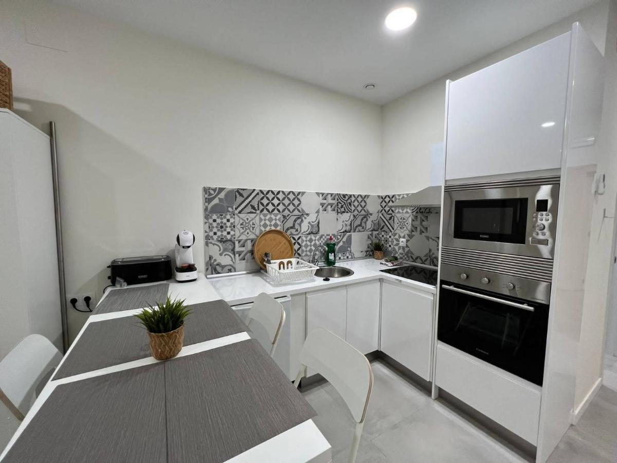 Centro Estudio Trinidad Malaga 3 Εξωτερικό φωτογραφία